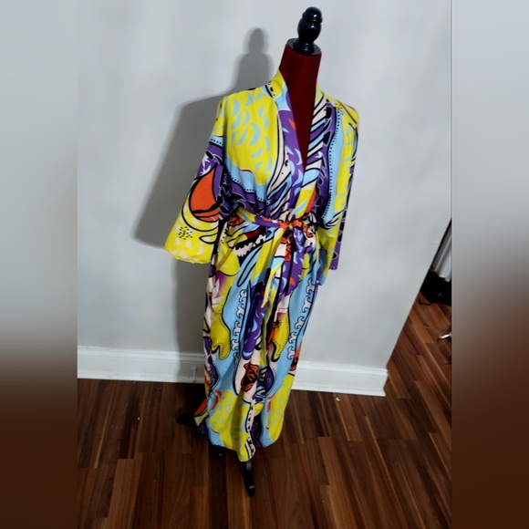 Colorful Kimono - Picture 3 of 3